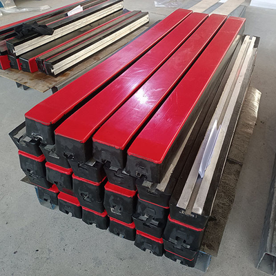 Стандартные изготовленные на заказ пусковые площадки удара крышки UHMWPE для конвейерной ленты